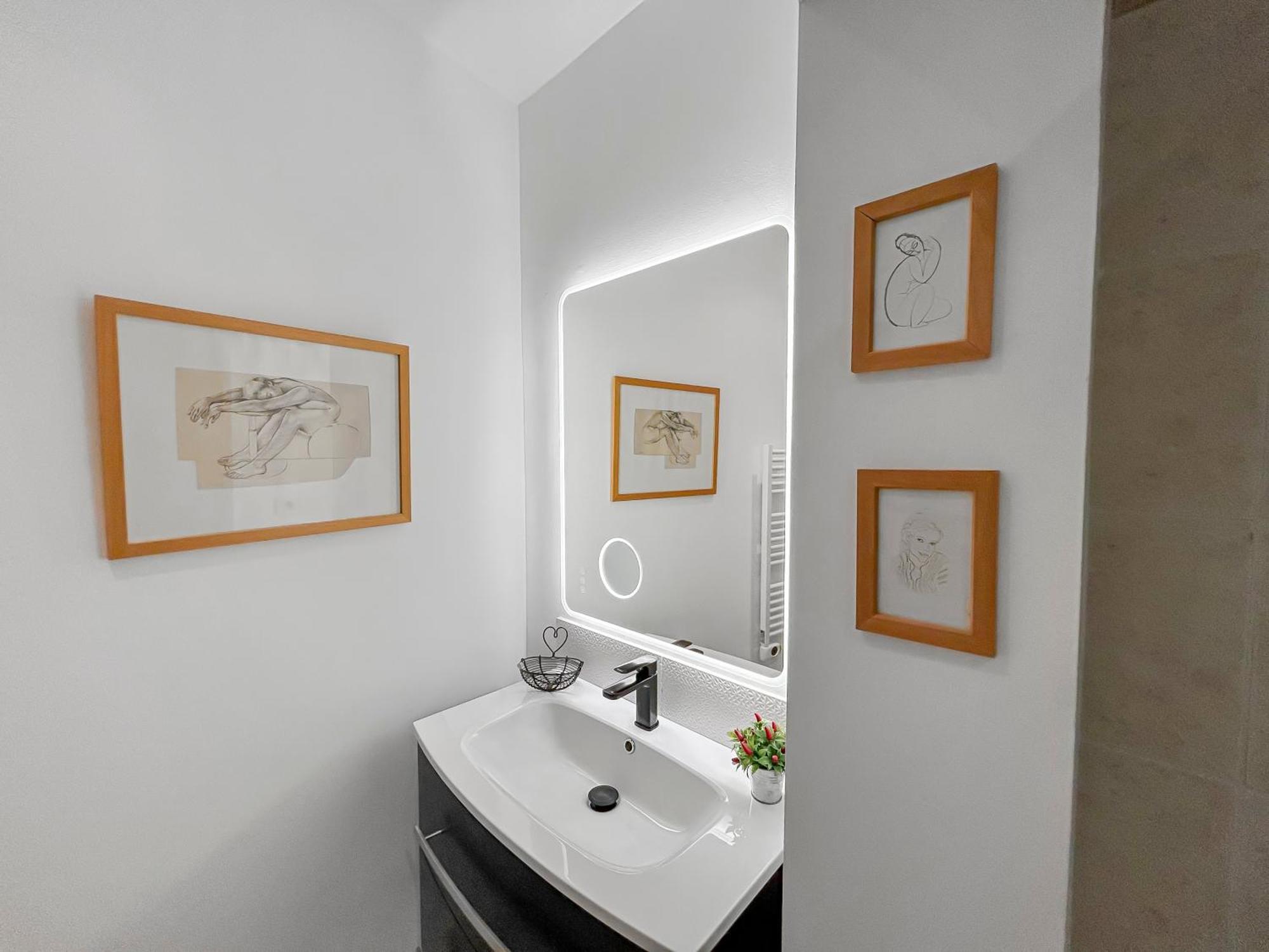 Apartamento Nid Douillet Au Coeur D'Uzès Exterior foto