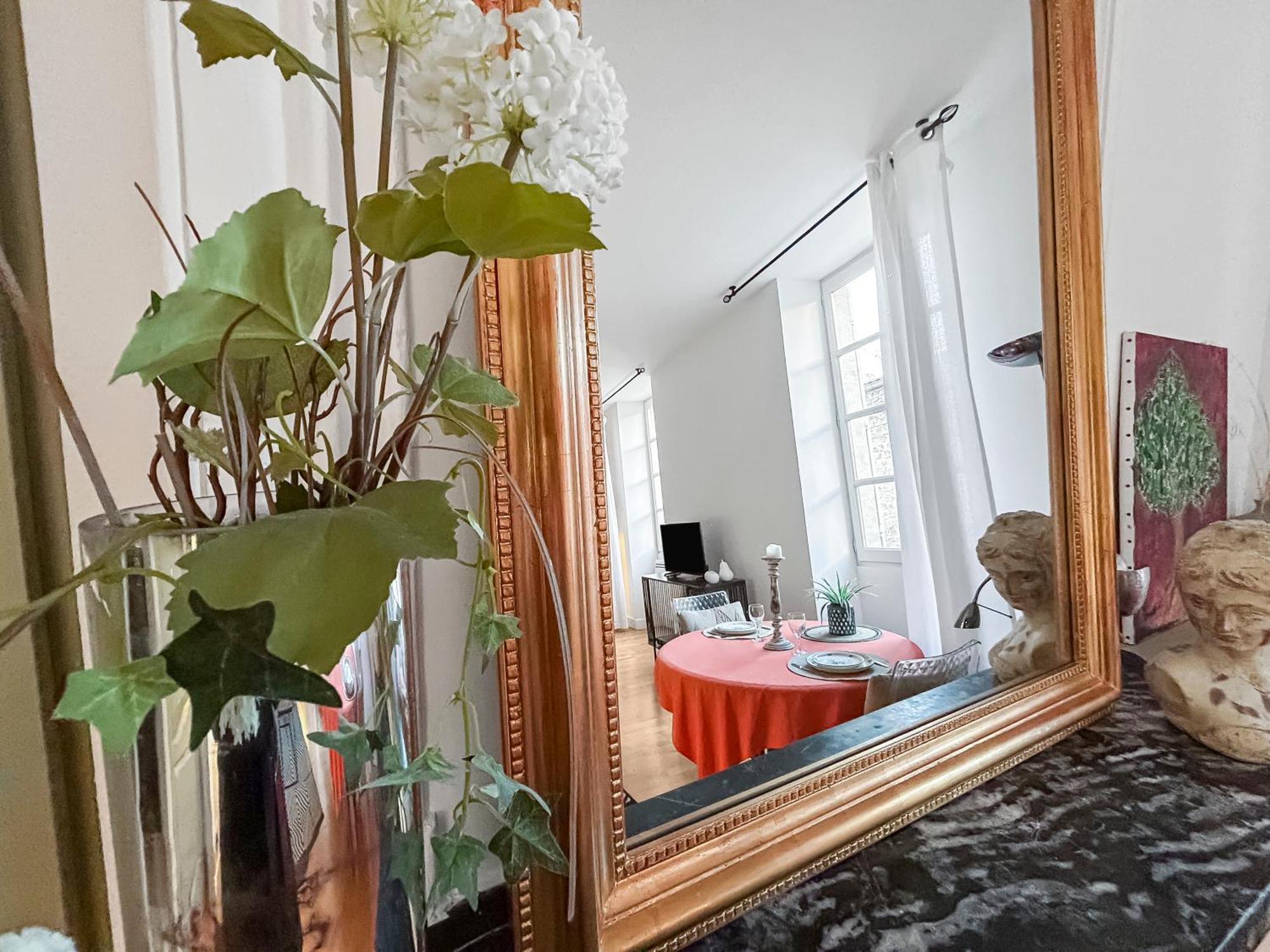 Apartamento Nid Douillet Au Coeur D'Uzès Exterior foto