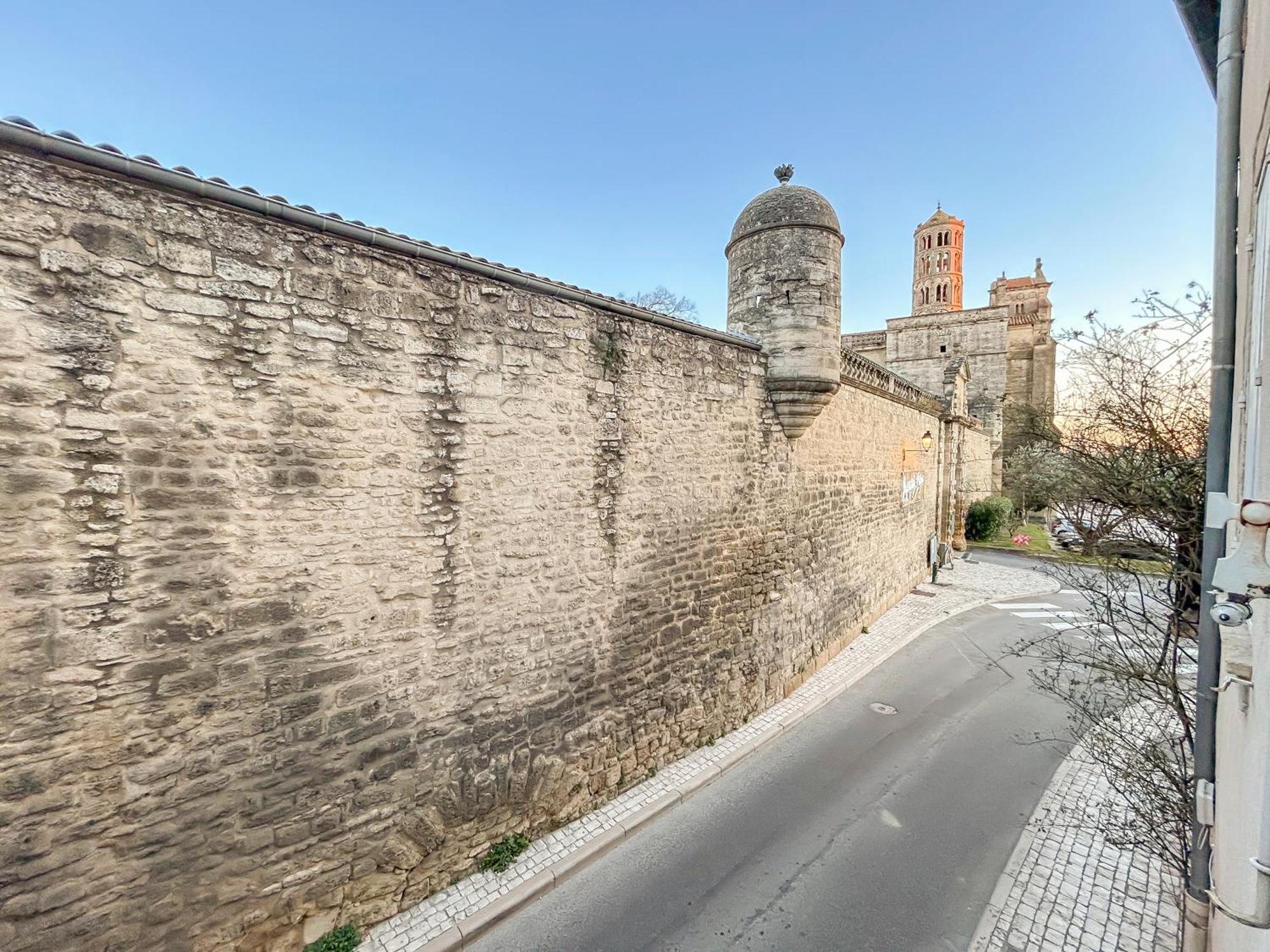 Apartamento Nid Douillet Au Coeur D'Uzès Exterior foto